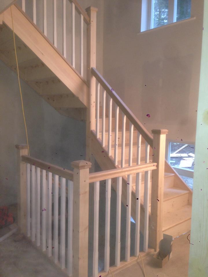 staircase-install-pre-finishing